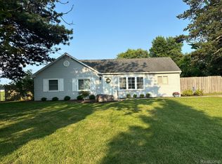524 N Watkins, Perry, MI 48872