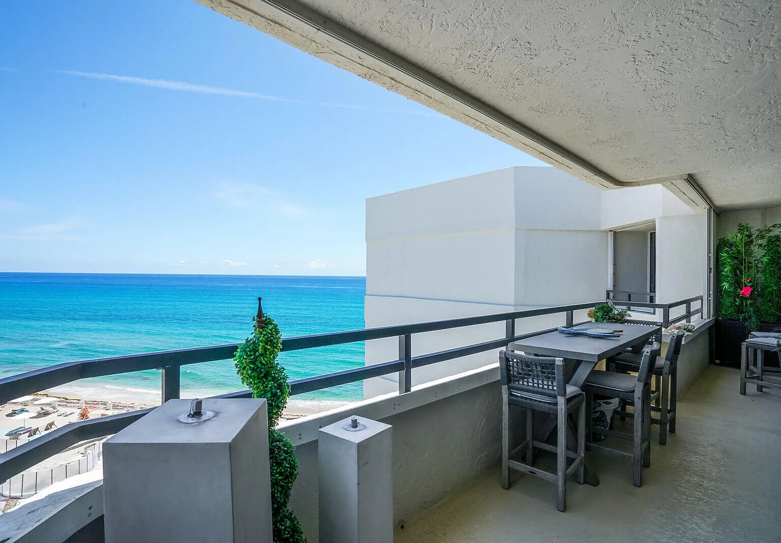 2 bed, 2.0 bath, 1340 sqft, $7,950 — Photo 3