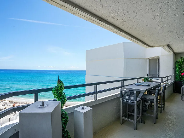 3560 S Ocean Blvd #Penthouse 4 — Photo 3