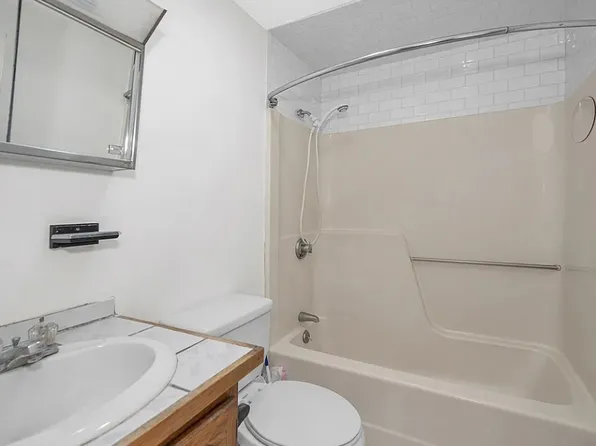 34 E Roseridge Ave, Pittsburgh, PA 15202
