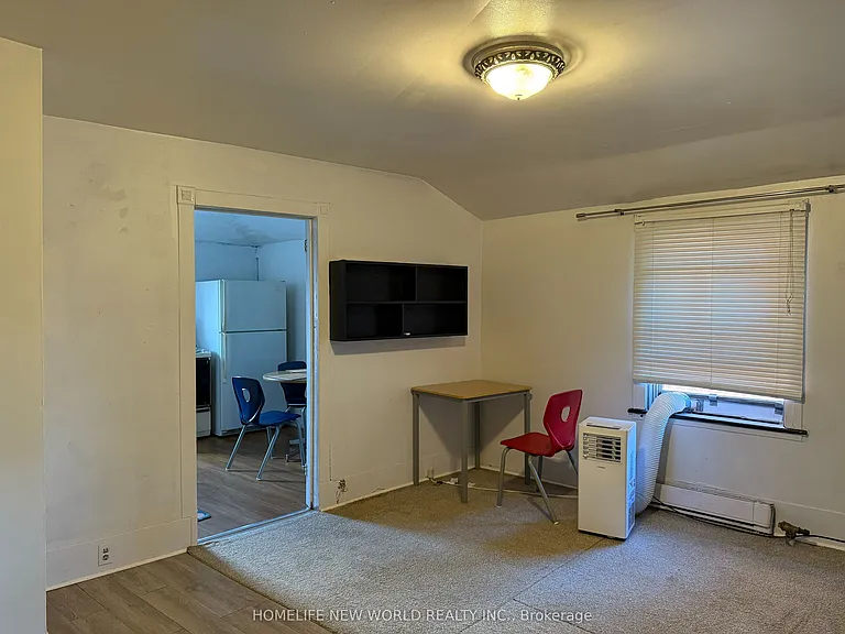 219 A Hibernia St #B — Photo 7