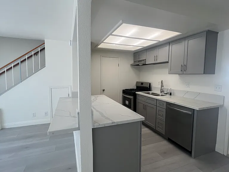 841 S Taylor Ave #3 — Photo 4