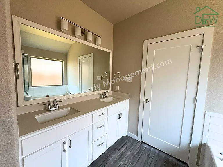 2508 Shakopee St — Photo 12
