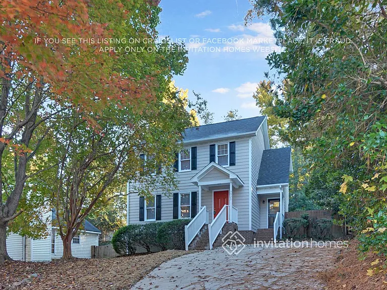 3925 Old Coach Rd — Photo 3