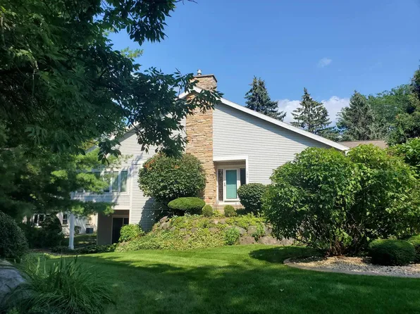 105 North Oak Grove Drive #22, Madison, WI 53717