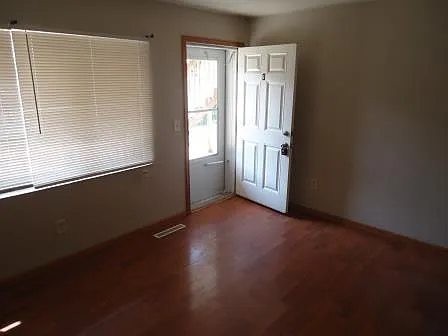 12820 Dupont Ave S #3 — Photo 11