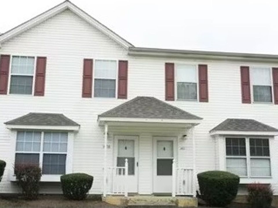 1st image of 419 Laurence Ln