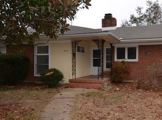 225 Court Rd, Waynesboro, VA 22980