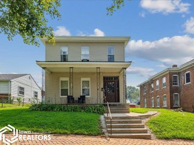 914 N 8th St, Burlington, IA, 52601