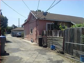 1st image of 1686 E San Antonio St
