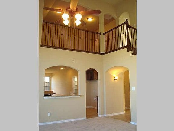 2nd image of 7721 Oakcrest Dr