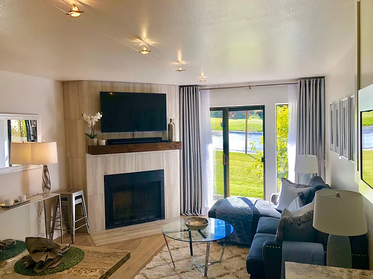 1530 Empire Ave #117 — Photo 8
