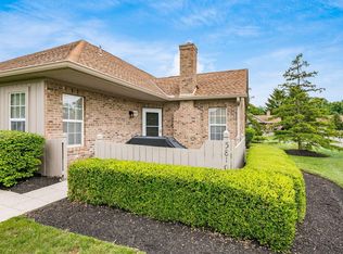 5810 Willow Lake Dr, Grove City, OH 43123