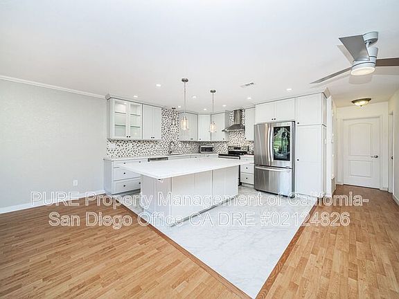 4th image of 7525 Jerez Ct Unit H