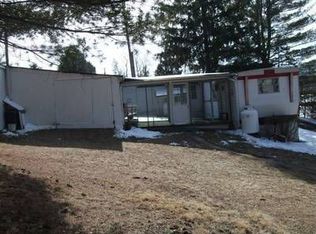 110 Bolopue Rd, Mill Hall, PA 17751