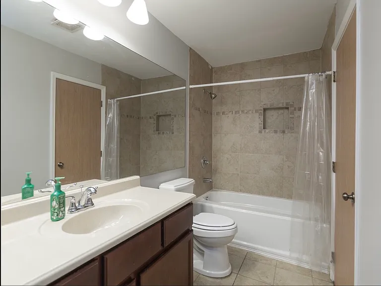 2083 Mallard Ln — Photo 12
