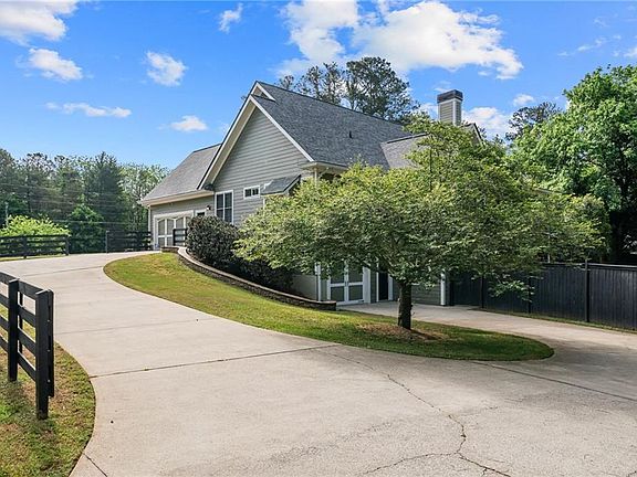 4th image of 40 Ranchette Rd