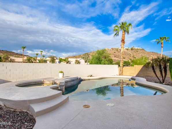 902 E Goldenrod Street, Phoenix, AZ 85048