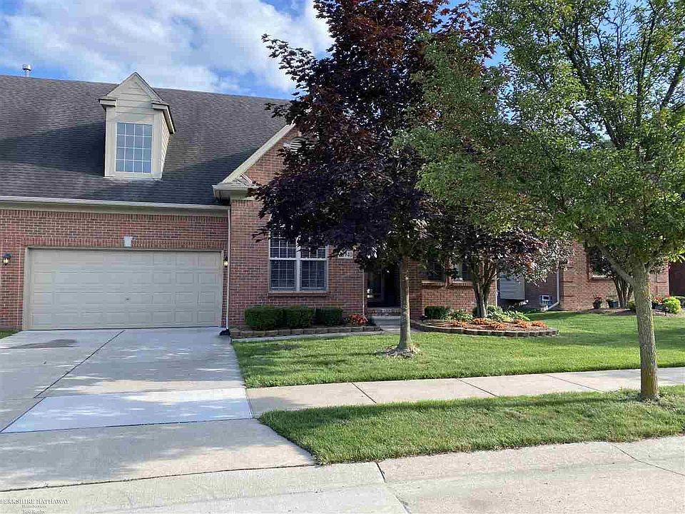 1st image of 22740 Amber River Dr