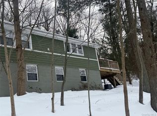 37 Saw Mill Road, Putnam Valley, NY 10579