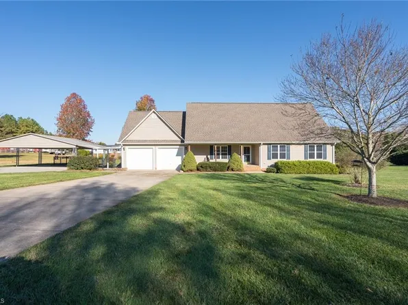 5463 Smiley Wyrick Rd, Mc Leansville, NC 27301