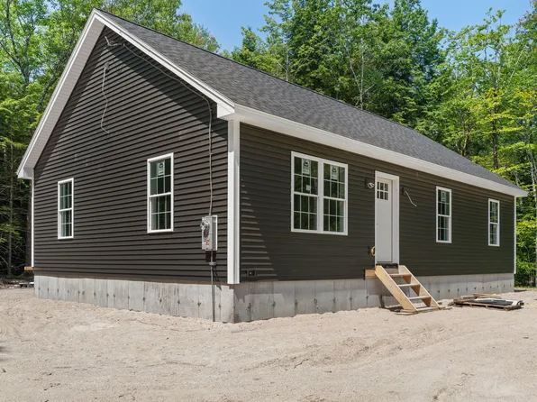 908 Bridgton Road, Sebago, ME 04029