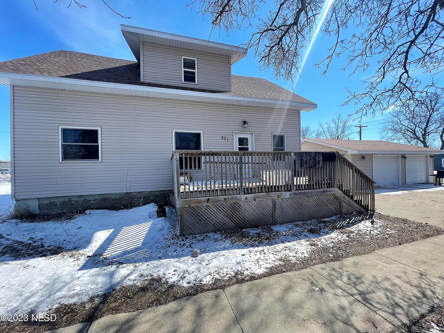 301 E Harry St, Castlewood, SD 57223 Zillow