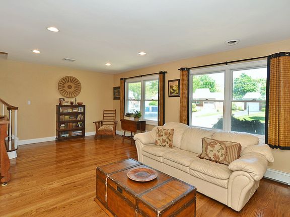 5th image of 21 Ellsworth Pl