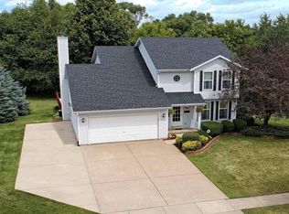 2956 Mallard Way, East Troy, WI 53120