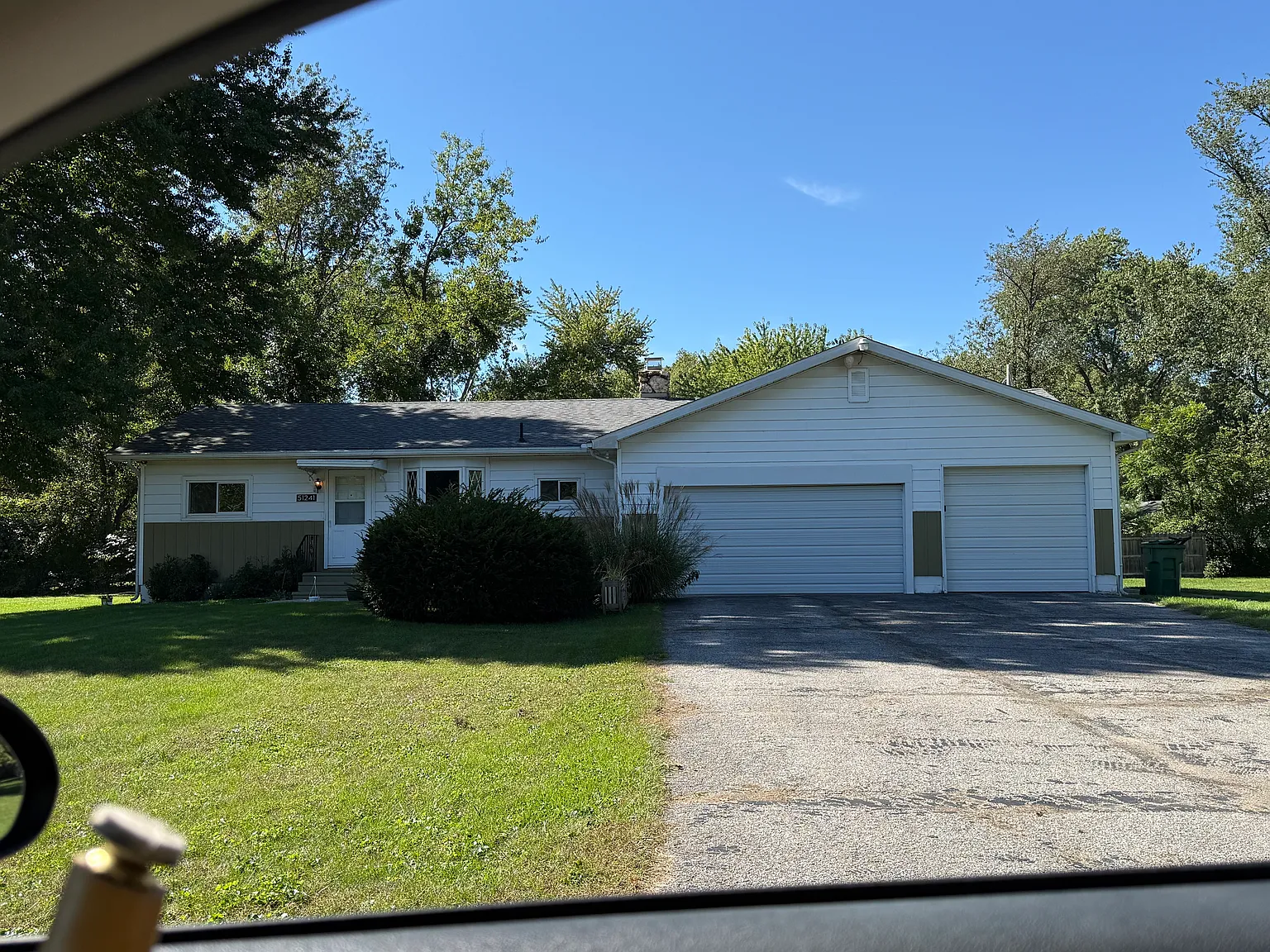 2 bed, 952 sqft, $2,000 — Photo 1