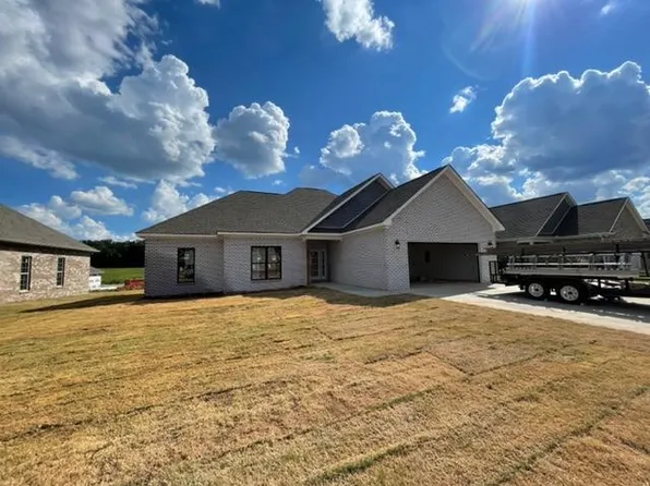 448 Zoey Grace Dr, Rogersville, AL 35652