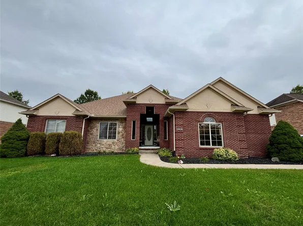 46991 Hidden River Cir N, Canton, MI 48188