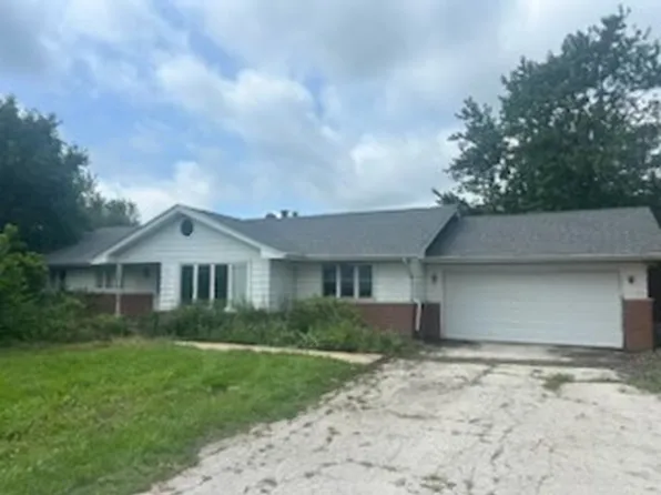 30640 S Ashland Ave, Beecher, IL 60401