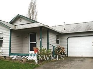 18613 Vaughn Milton Loop NE, Poulsbo, WA 98370