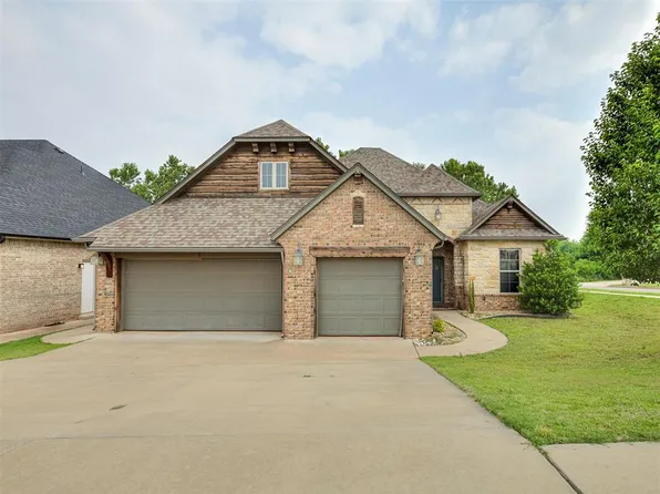 2613 NE 14th St, Moore, OK 73160