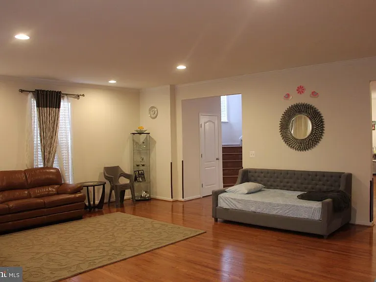 42387 Trellis Sq — Photo 8