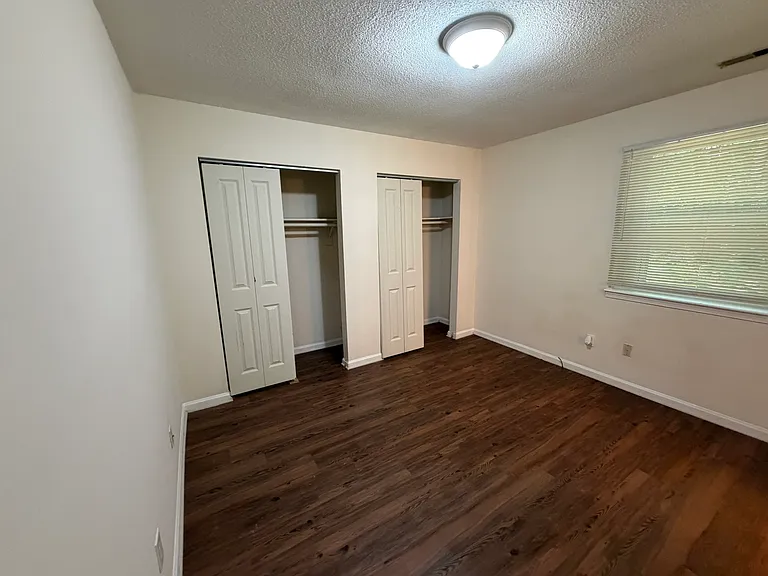 4832 Hollenden Dr #D — Photo 14