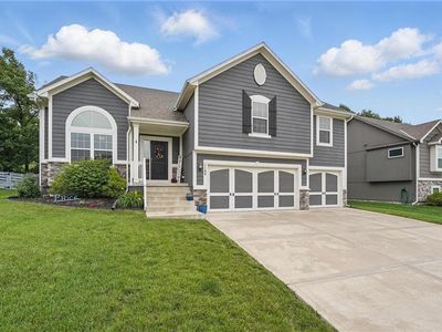 1106 E 14th St, Kearney, MO, 64060