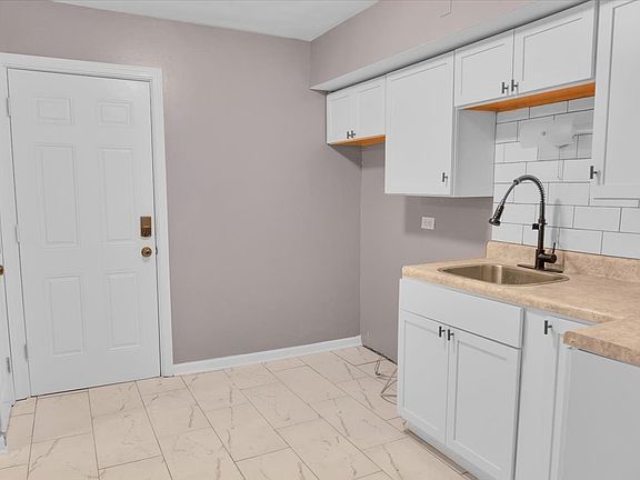 5th image of 7720 S Jeffery Blvd Unit Gs