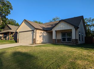 426 W Munson St, Denison, TX 75020