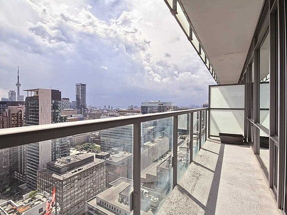 4th image of 38 Grenville St #3106
