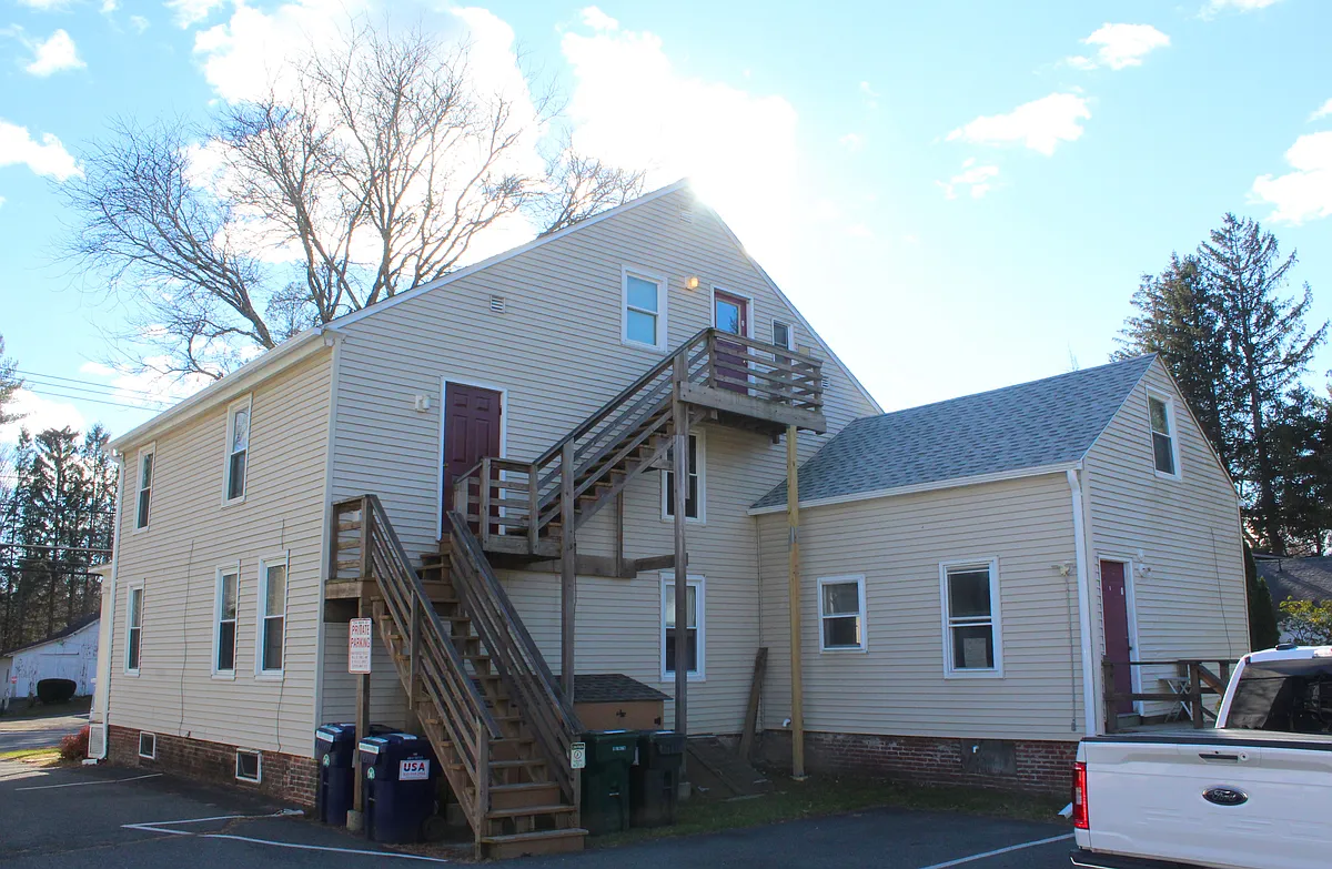 Building Photo - 734 Main St #3