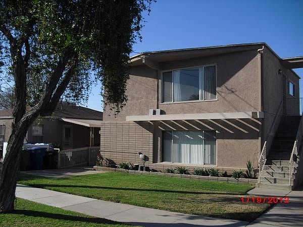 1st image of 242 Twin Oaks Ave