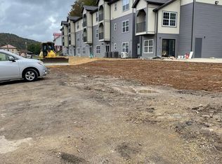 3 Kanawha Ave E #12, Clendenin, WV 25045