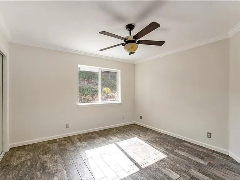 23889 Cruise Circle Dr — Photo 25