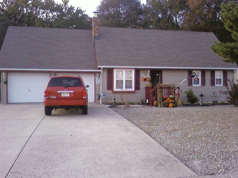 2nd image of 206 William Cook Blvd