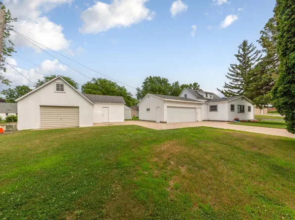 808 E Vine St, Owatonna, MN 55060