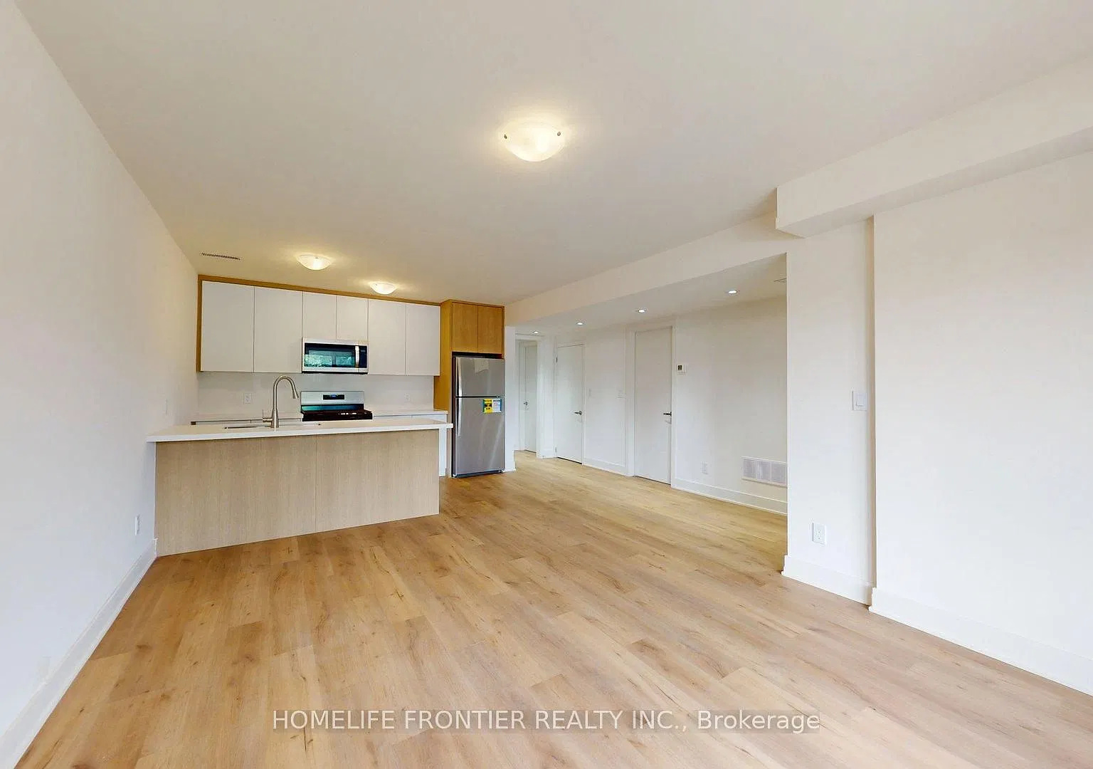 3 bed, $2,550 — Photo 3