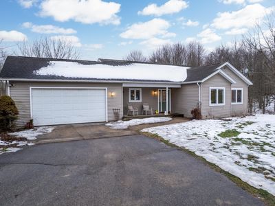 8720 S M 43 Hwy, Delton, MI, 49046