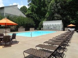 6201 N Hills Dr APT K, Raleigh, NC 27609